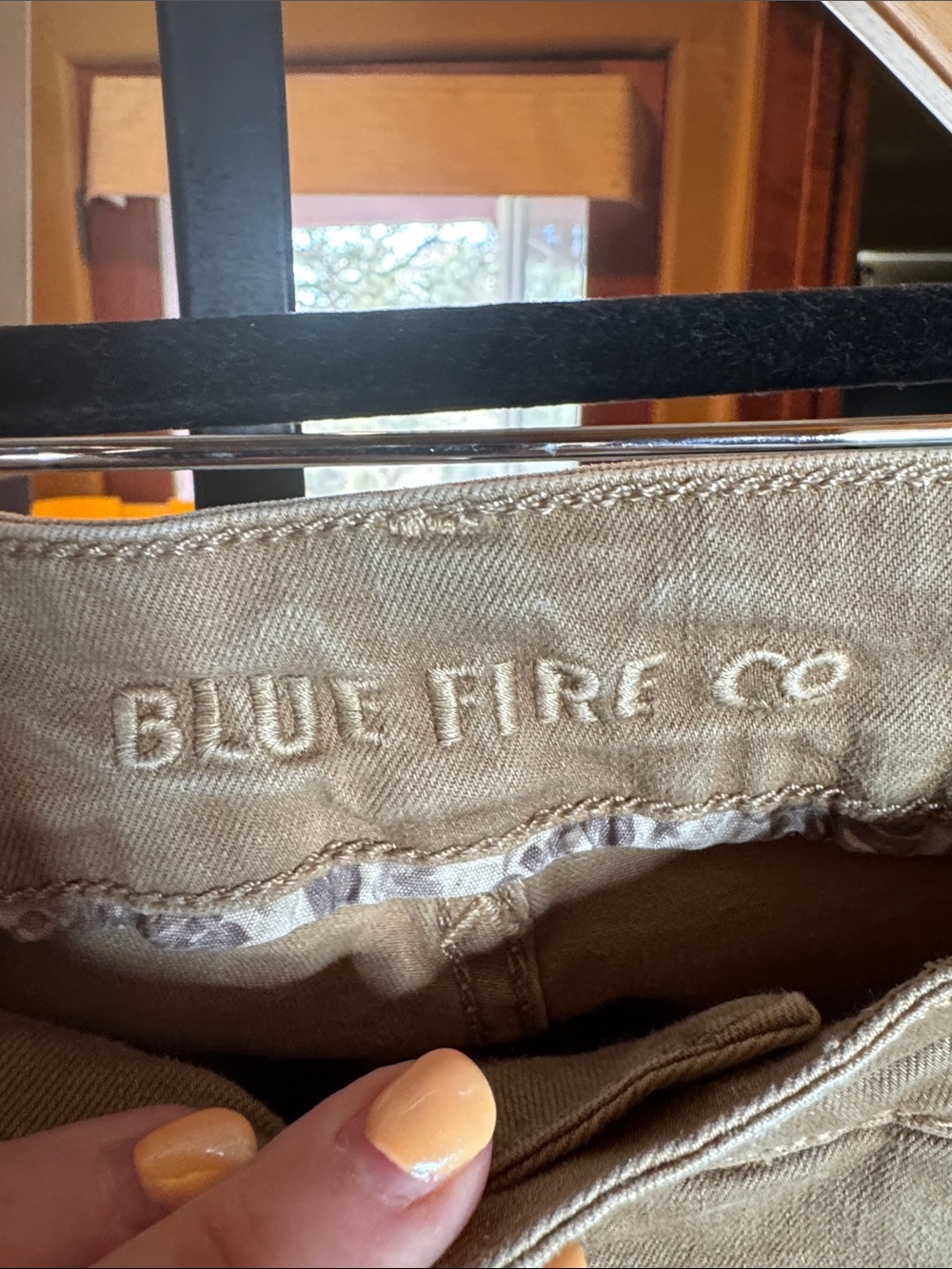 Blue Fire Co Chloe Skinny Ankle Jeans Beige Sand Storm Zip Hem Size 28 - Picture 4 of 12